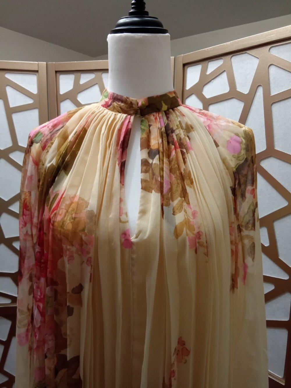 Hemant and Nandita Anah Long Kaftan NWT - Picture 2 of 7